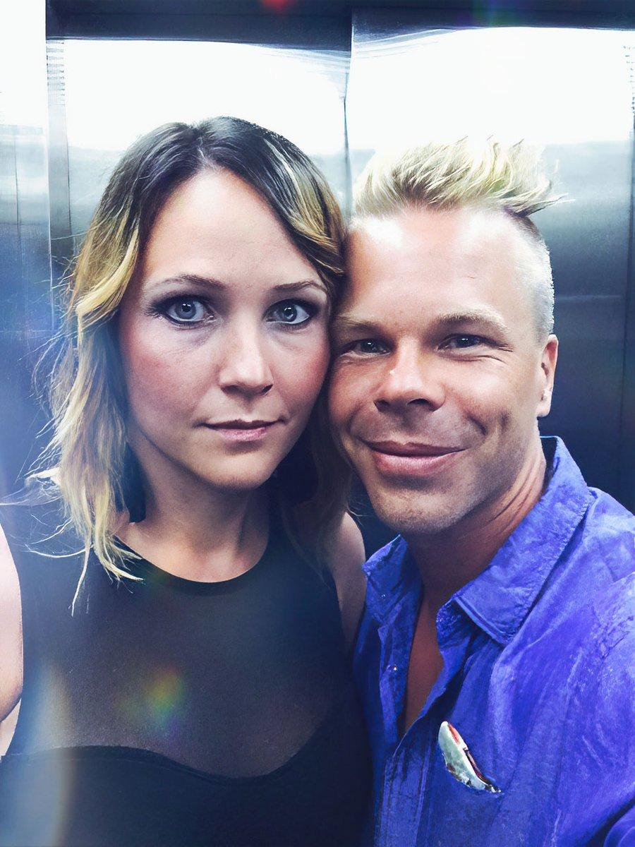 Anna & Eriks bröllop – Lola, bild 6